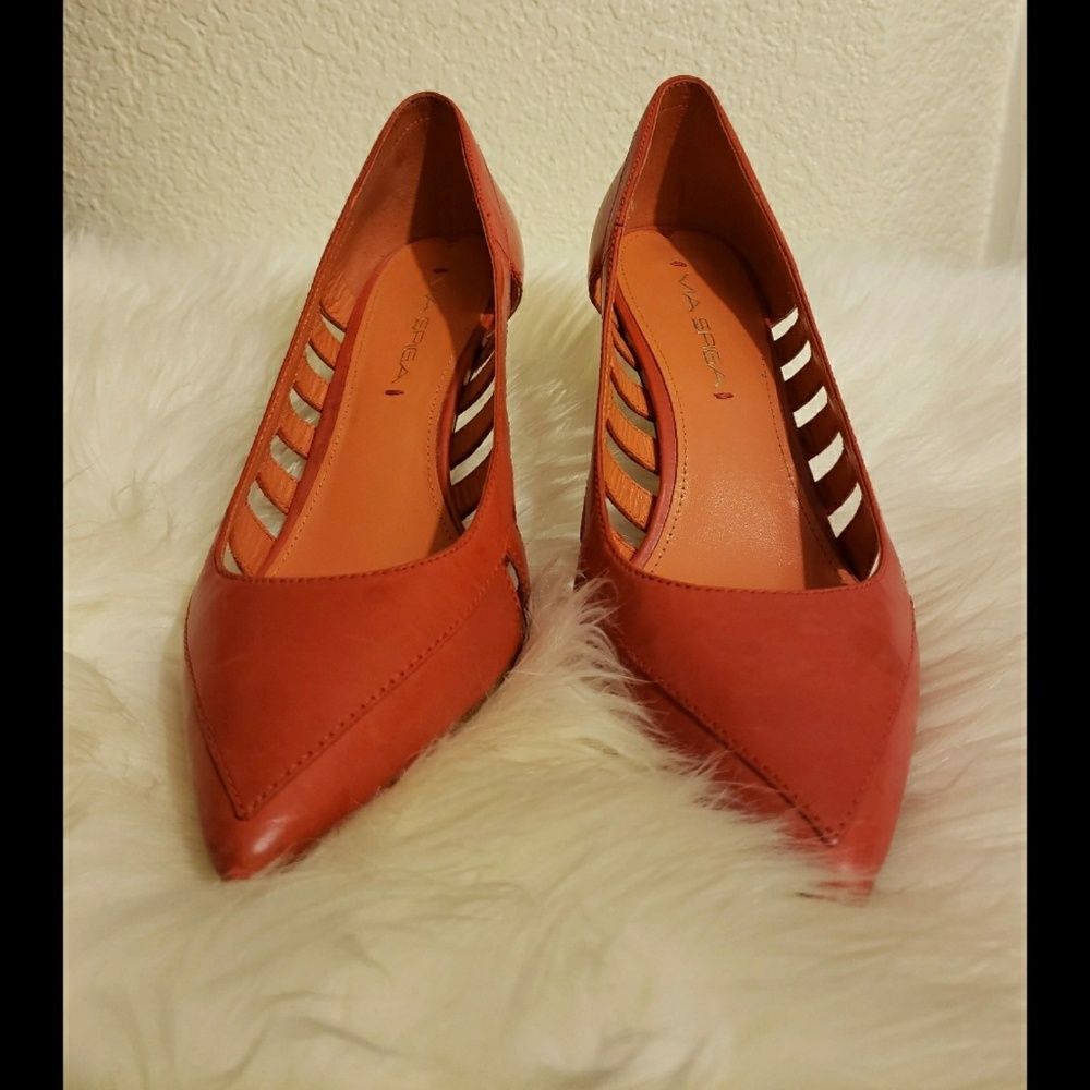 Fabulous Via Spiga Leather Heels